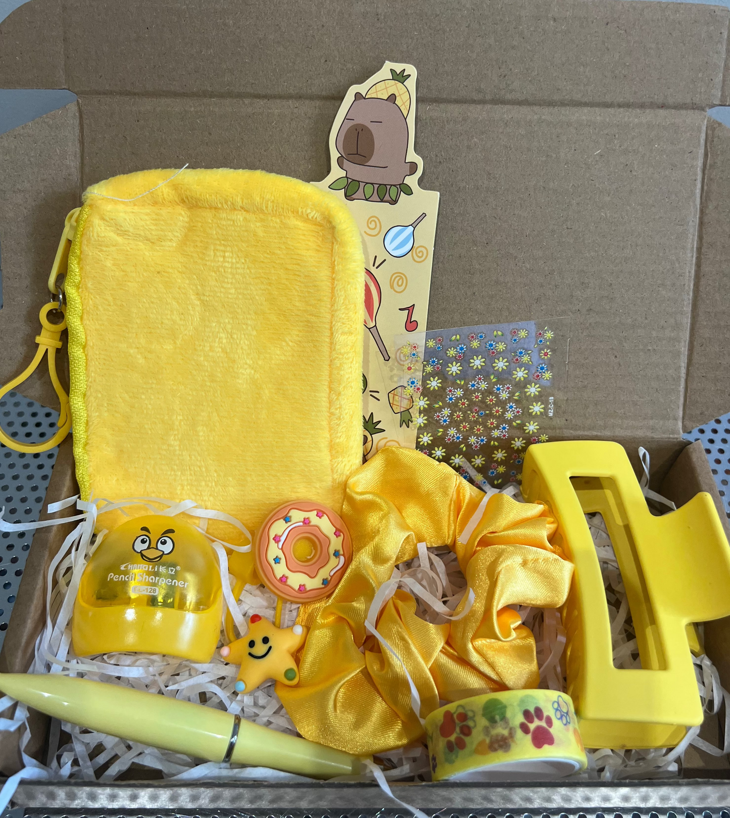 Mini Lucky Scoop Bundles - Single Colour Themed